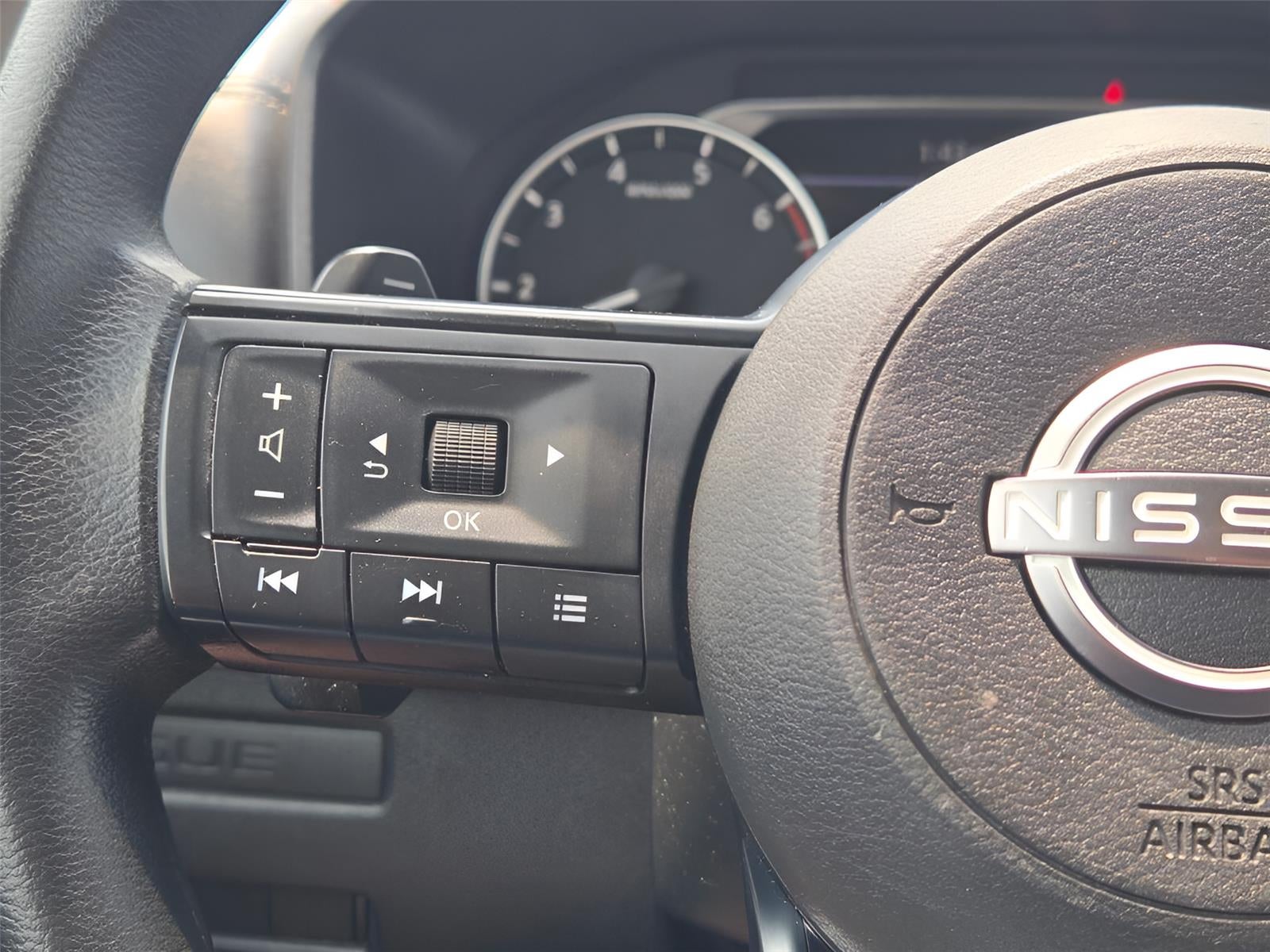 2023 Nissan Rogue S
