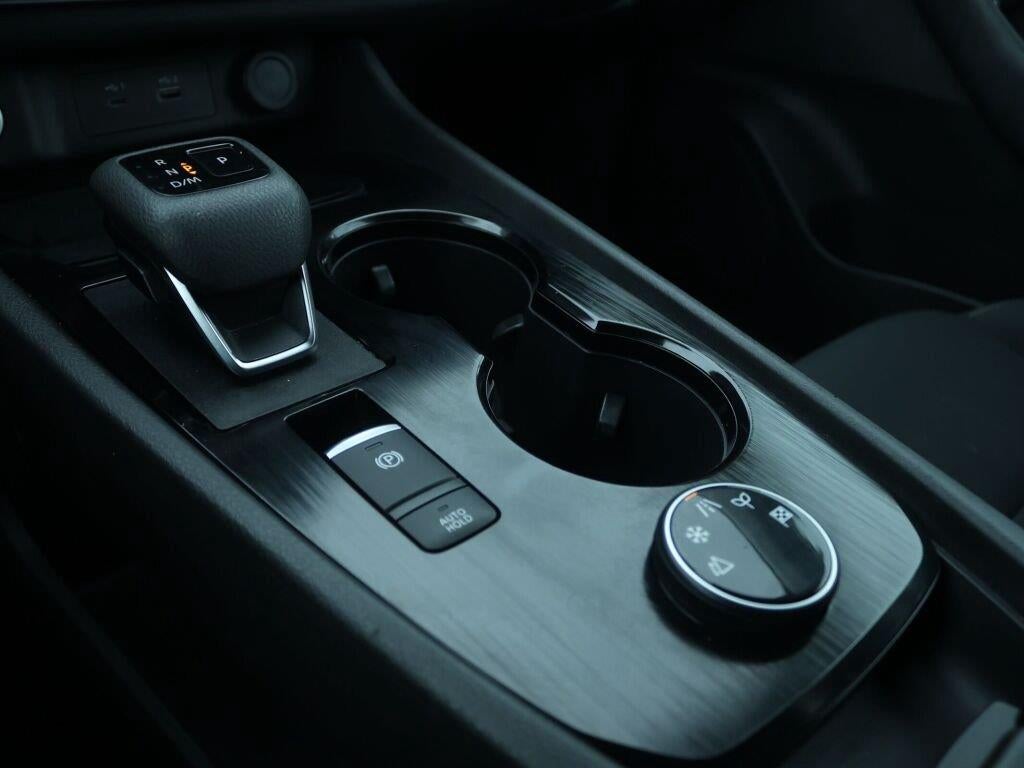 2023 Nissan Rogue S 20