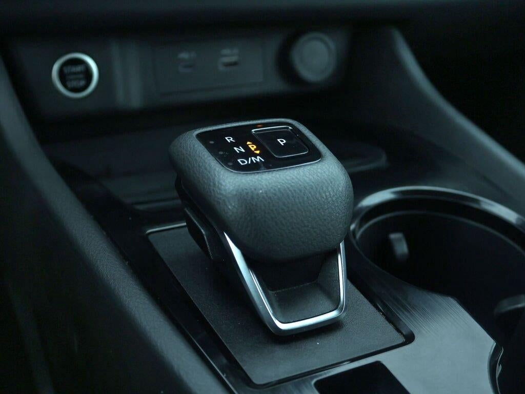 2023 Nissan Rogue S 21