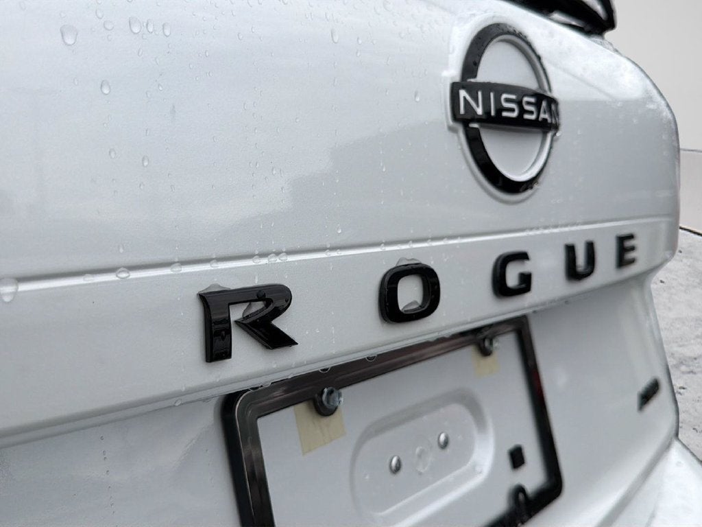 2026 Nissan Rogue Dark Armor™