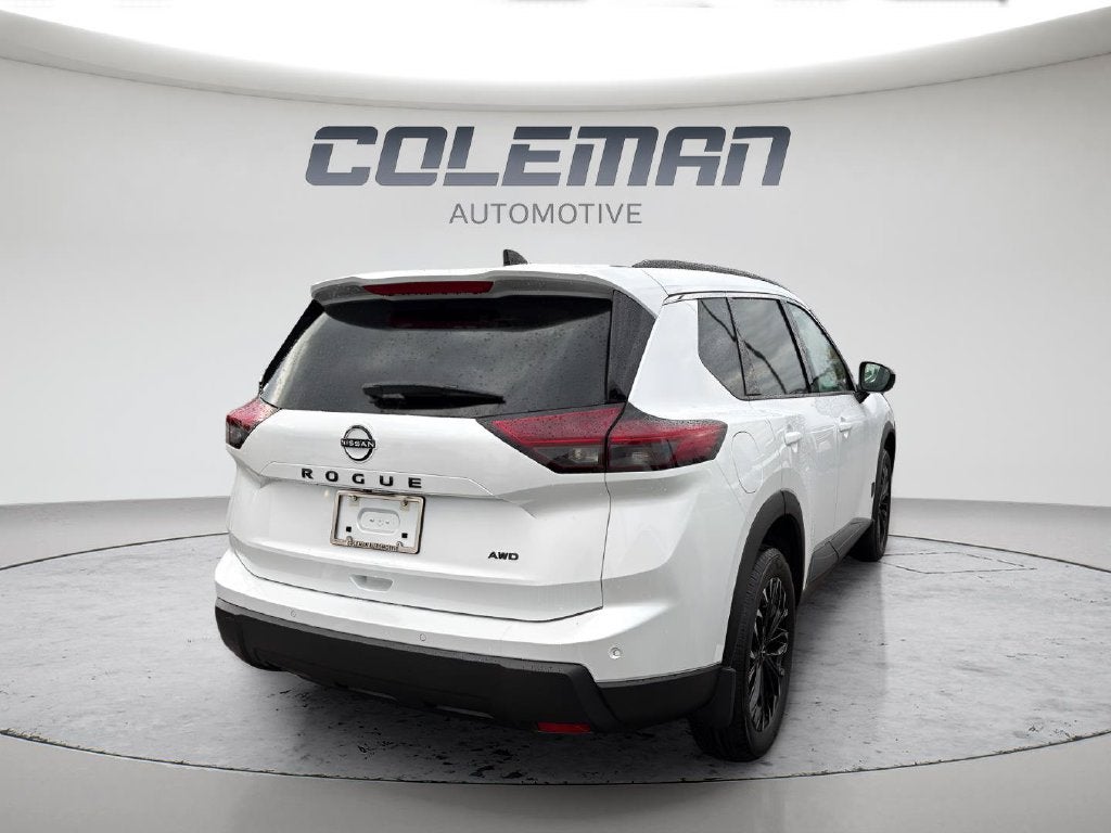 2026 Nissan Rogue Dark Armor™