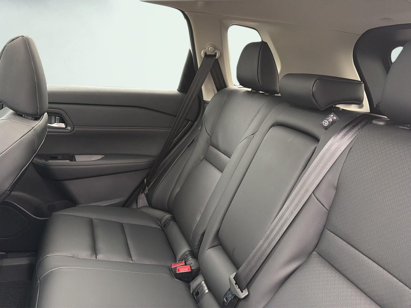 2026 Nissan Rogue Dark Armor 30