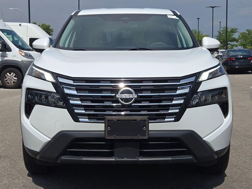 2024 Nissan Rogue SV 2