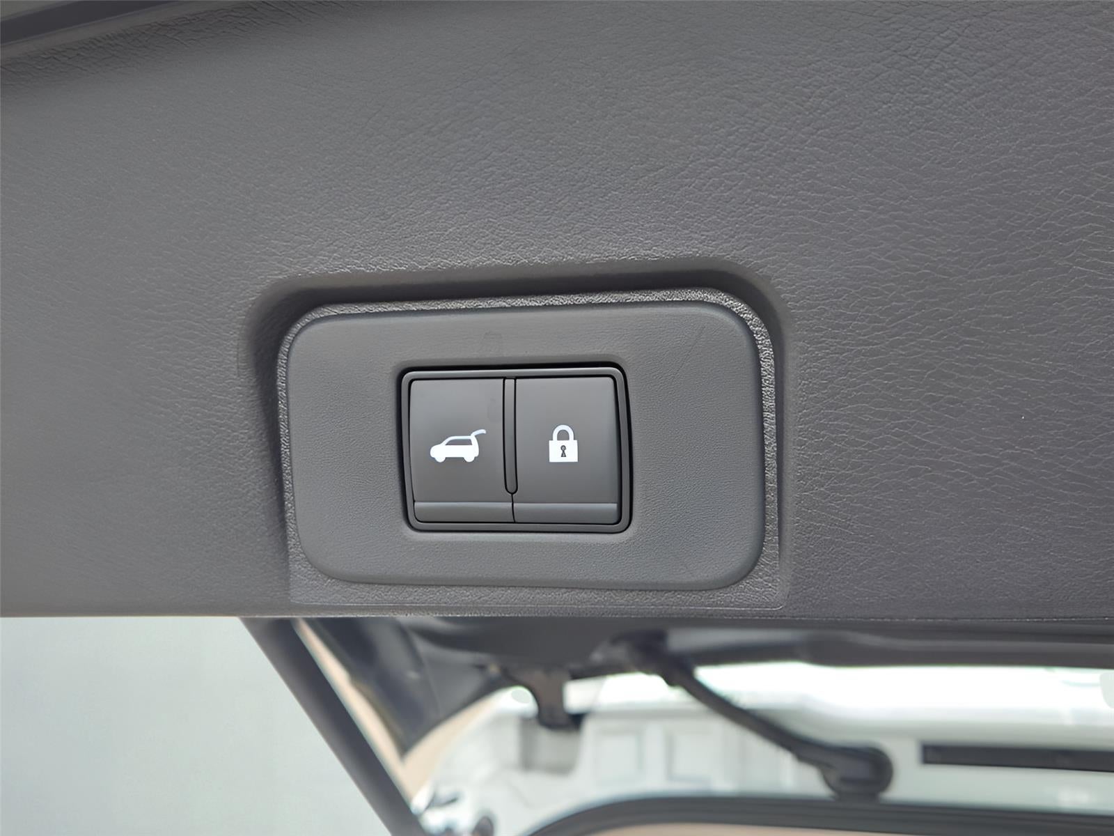 2026 Nissan Rogue SL