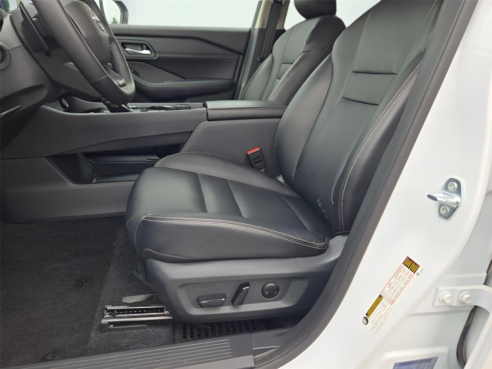 2026 Nissan Rogue SL