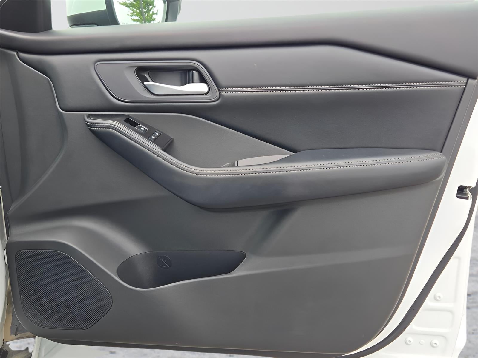 2026 Nissan Rogue SL