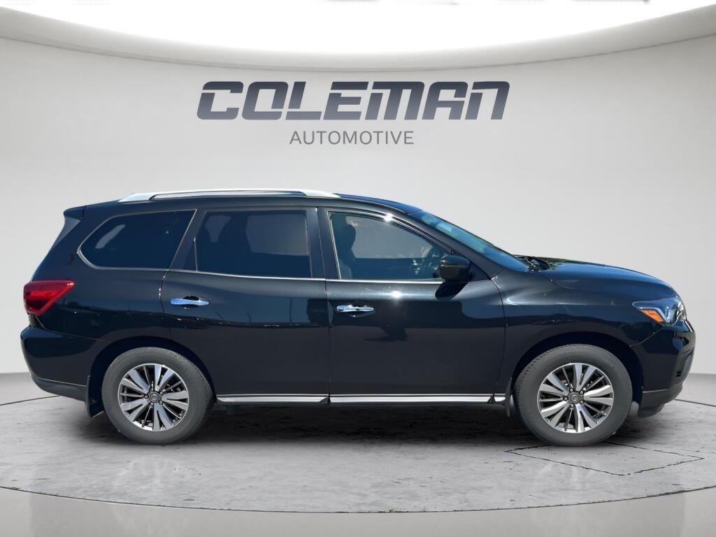 2020 Nissan Pathfinder S