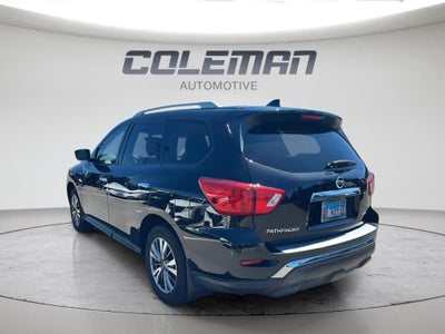2020 Nissan Pathfinder S