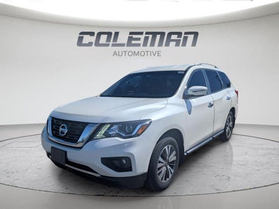 2017 Nissan Pathfinder SV