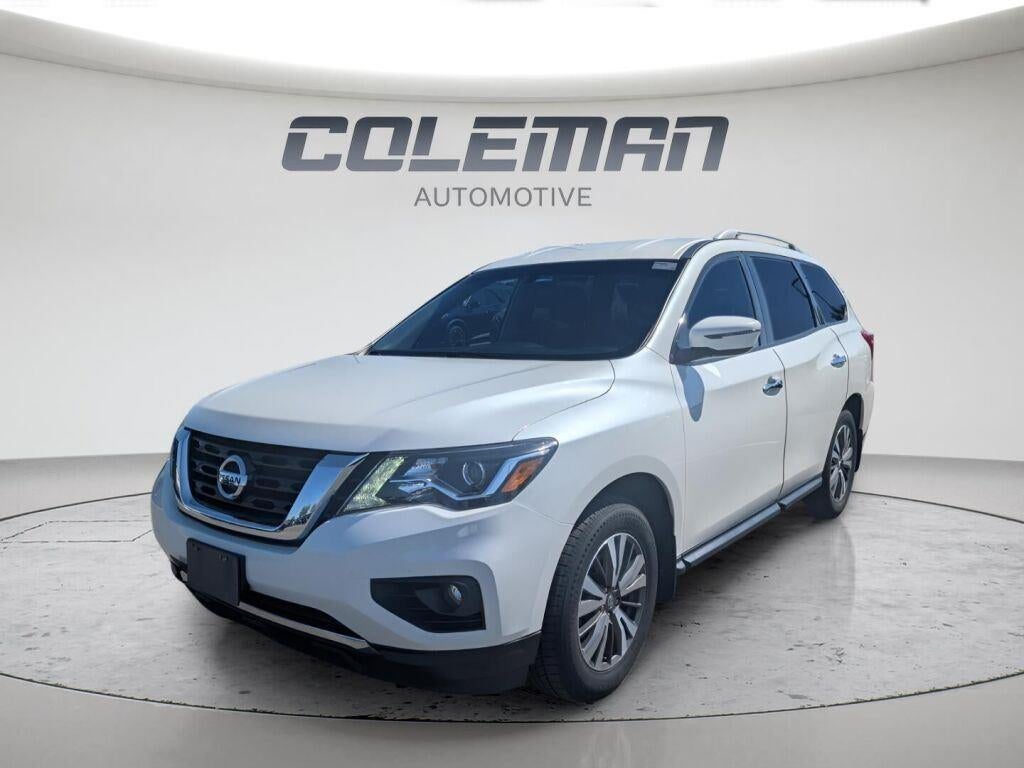 2017 Nissan Pathfinder SV
