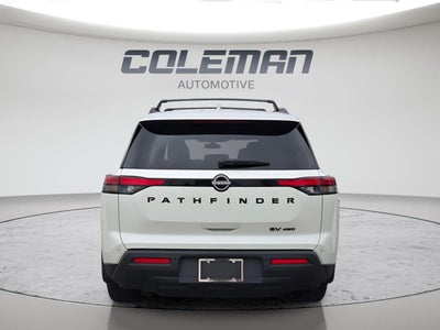 2024 Nissan Pathfinder SV