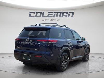 2022 Nissan Pathfinder SV