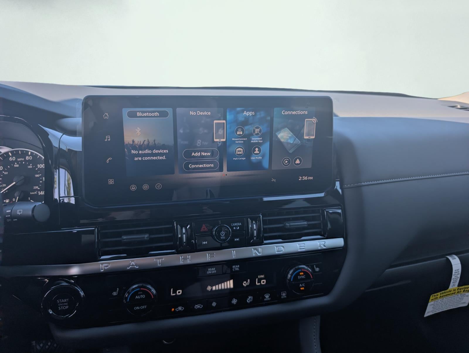 2026 Nissan Pathfinder SV