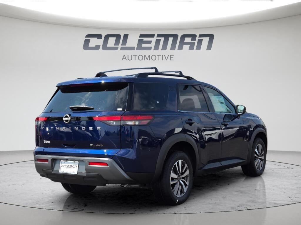 2026 Nissan Pathfinder SL