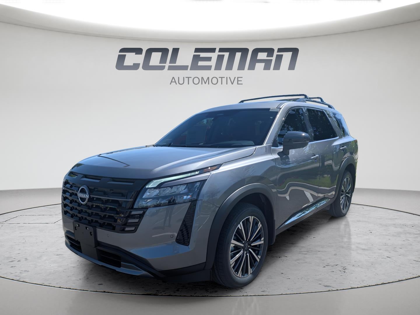 2026 Nissan Pathfinder Platinum 4WD's photo