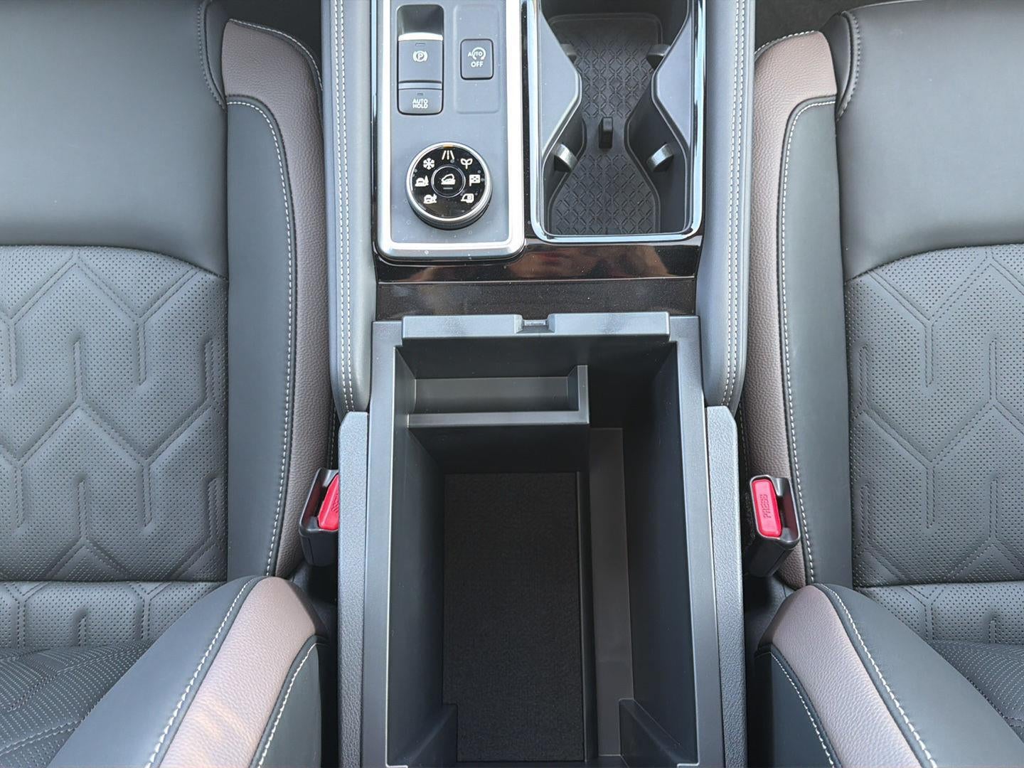 2026 Nissan Pathfinder Platinum 15