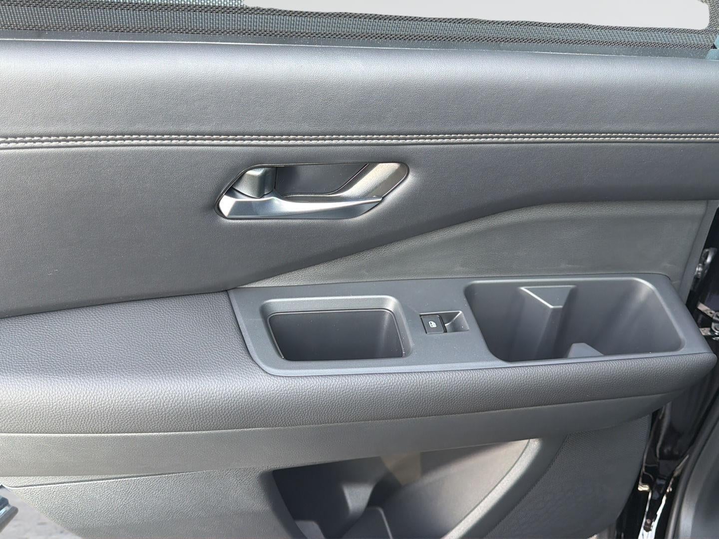 2026 Nissan Pathfinder Platinum 22