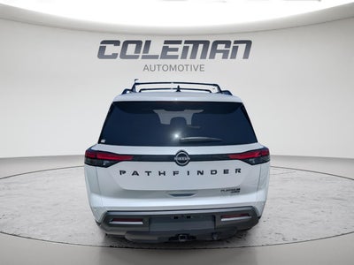 2026 Nissan Pathfinder Platinum