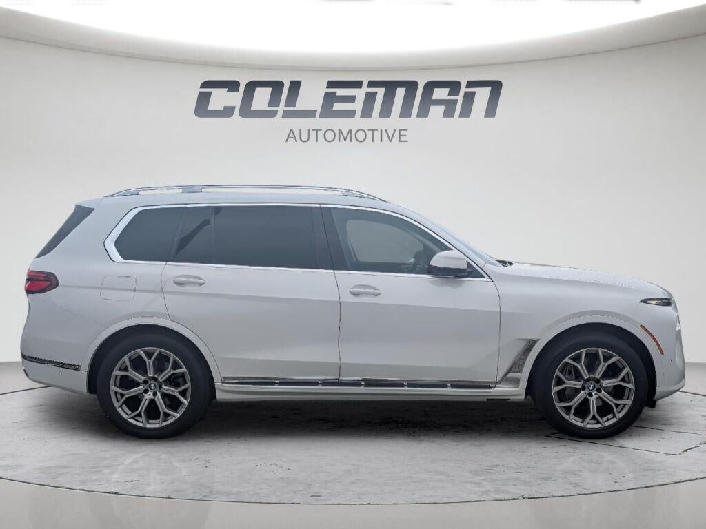 2025 BMW X7 xDrive40i