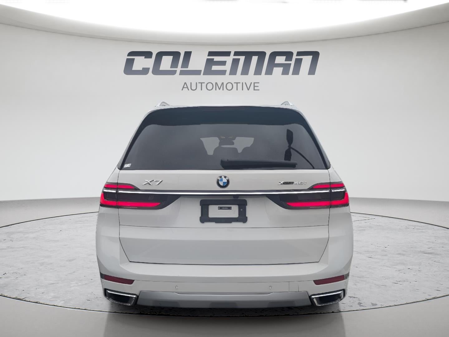 2025 BMW X7 xDrive40i