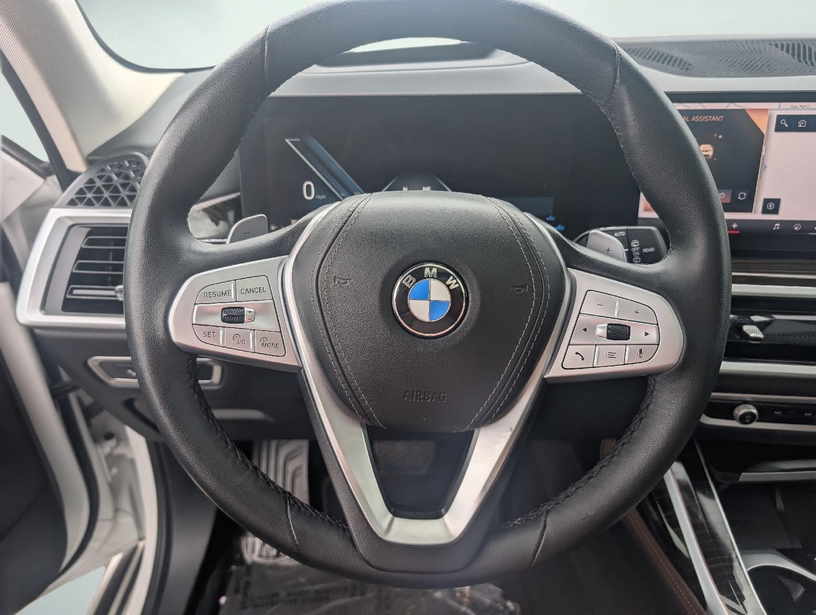 2025 BMW X7 xDrive40i