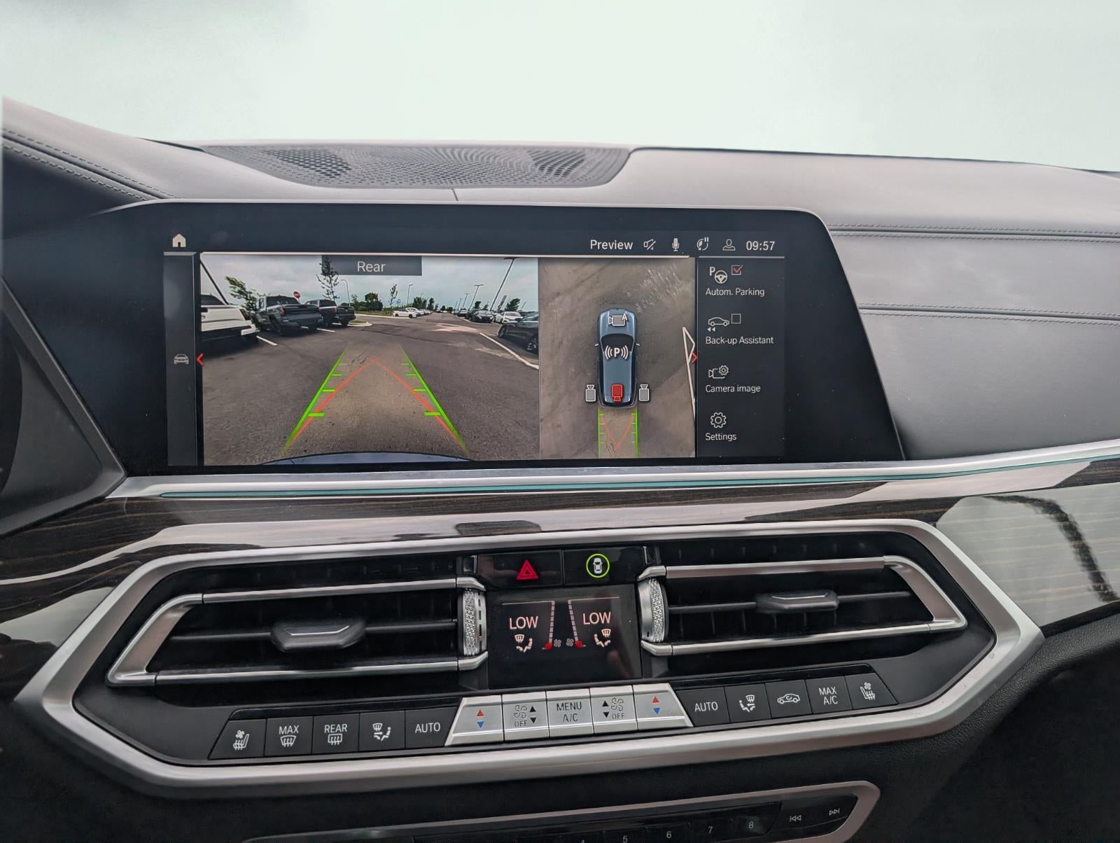 2021 BMW X5 M50i