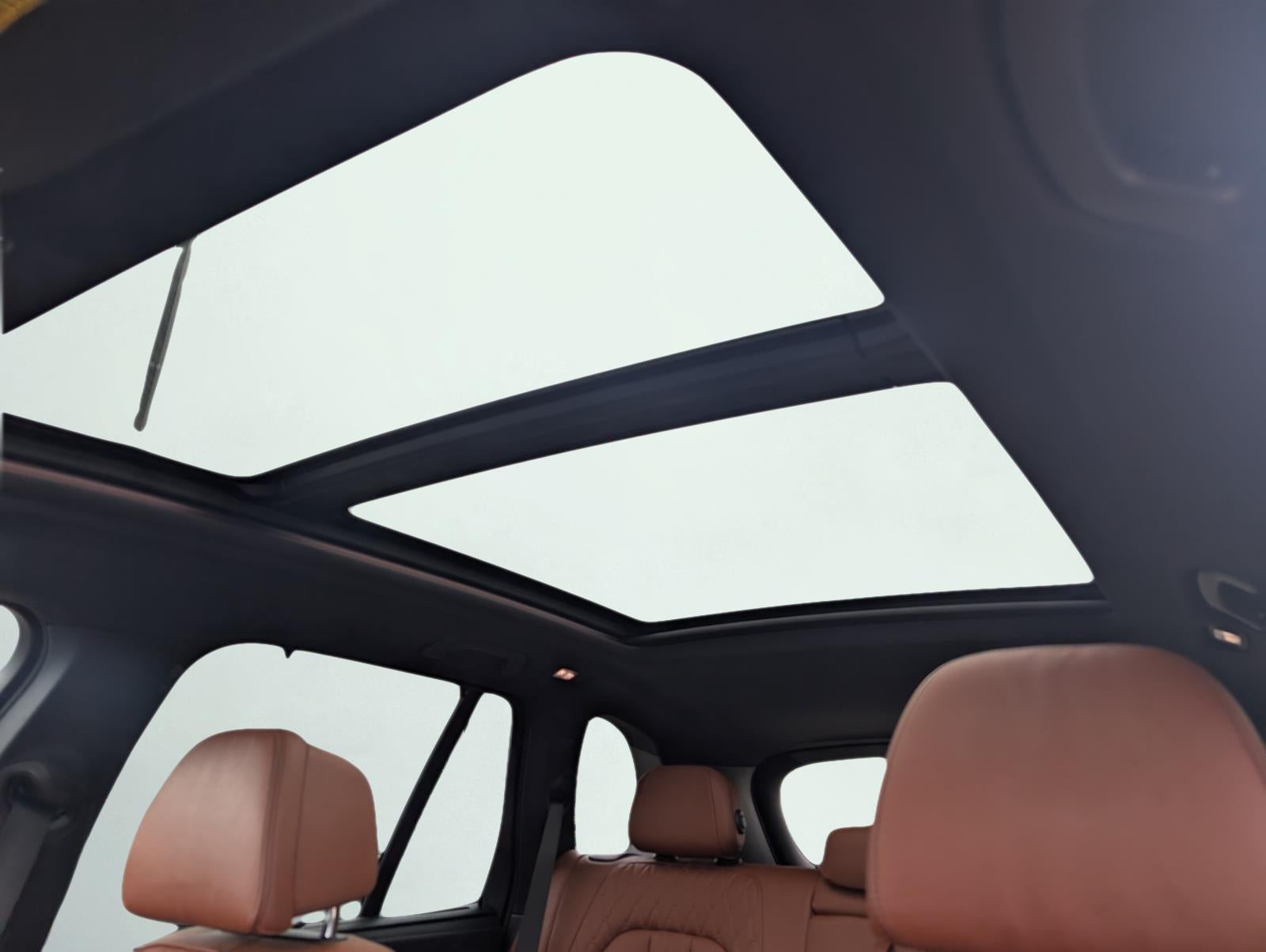 2021 BMW X5 M50i