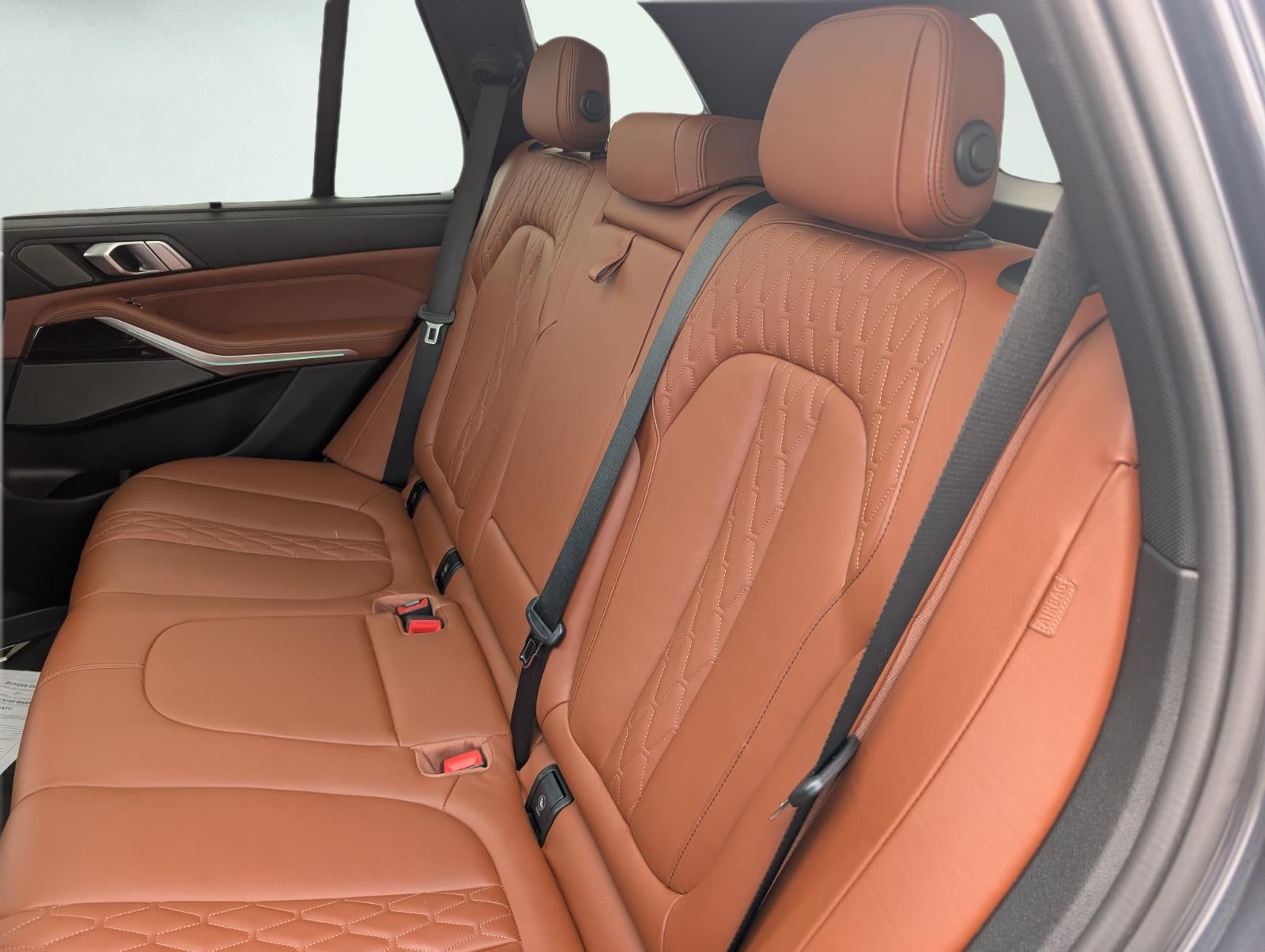 2021 BMW X5 M50i