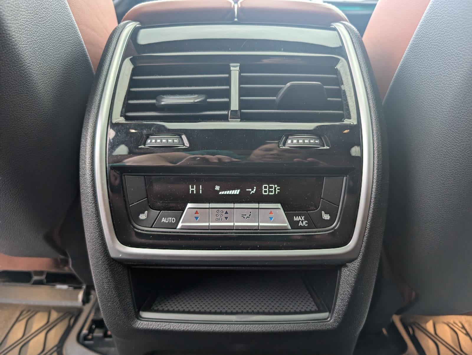 2021 BMW X5 M50i