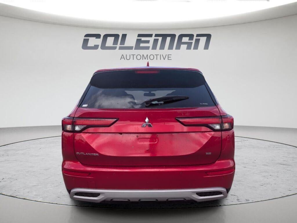 2024 Mitsubishi Outlander SE