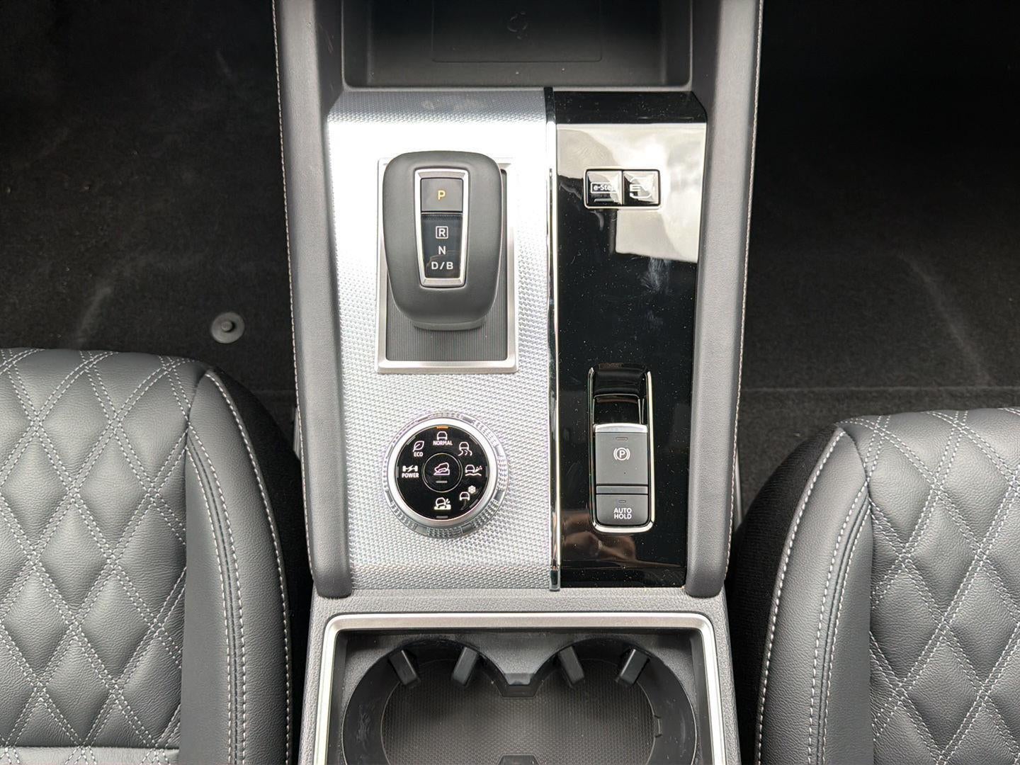 2026 Nissan Rogue Plug-In Hybrid Platinum