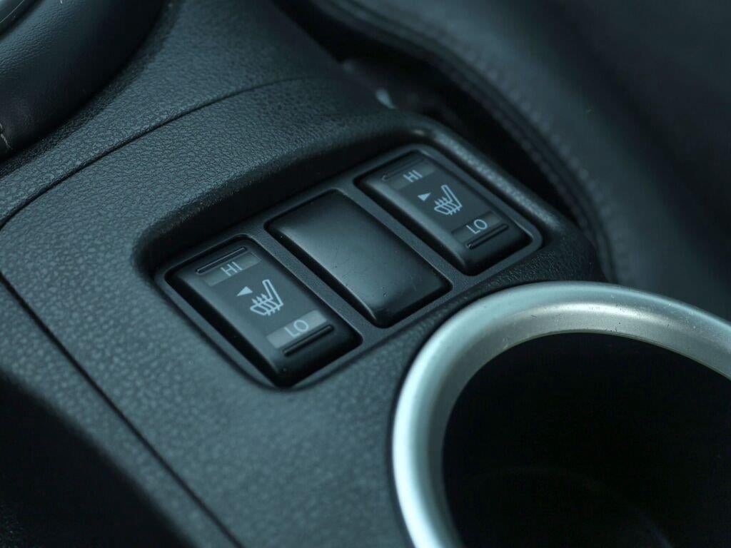 2014 Nissan 370Z Touring 17