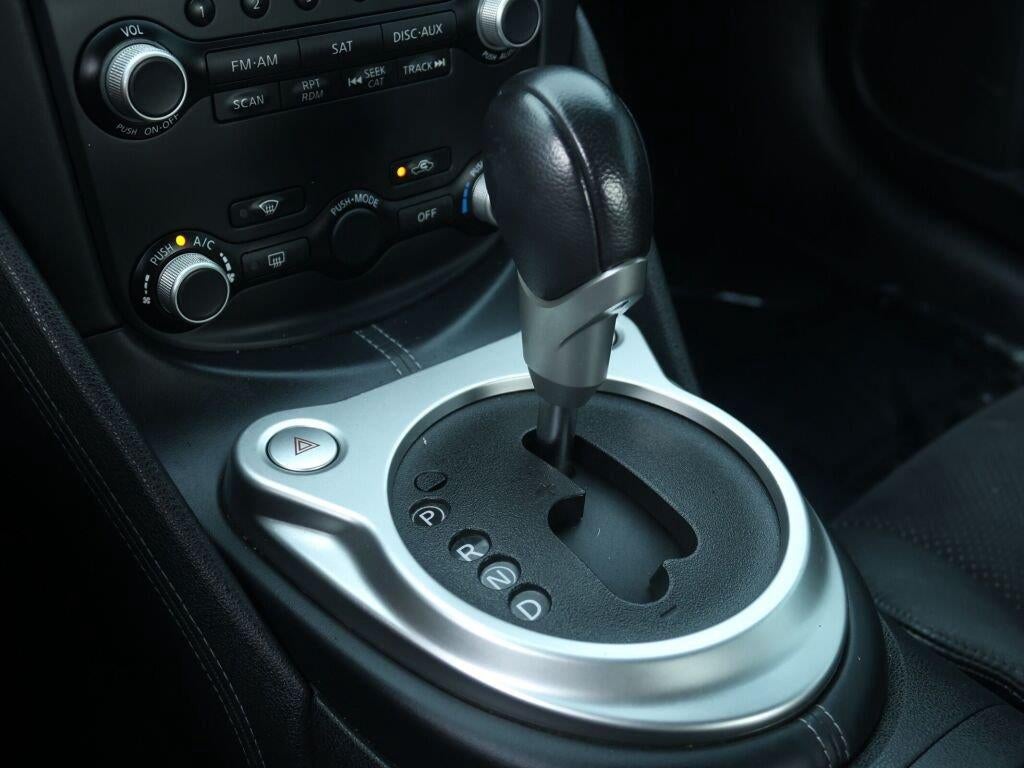 2014 Nissan 370Z Touring 18