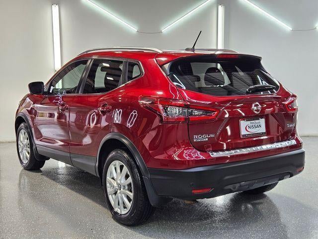 2022 Nissan Rogue Sport SV