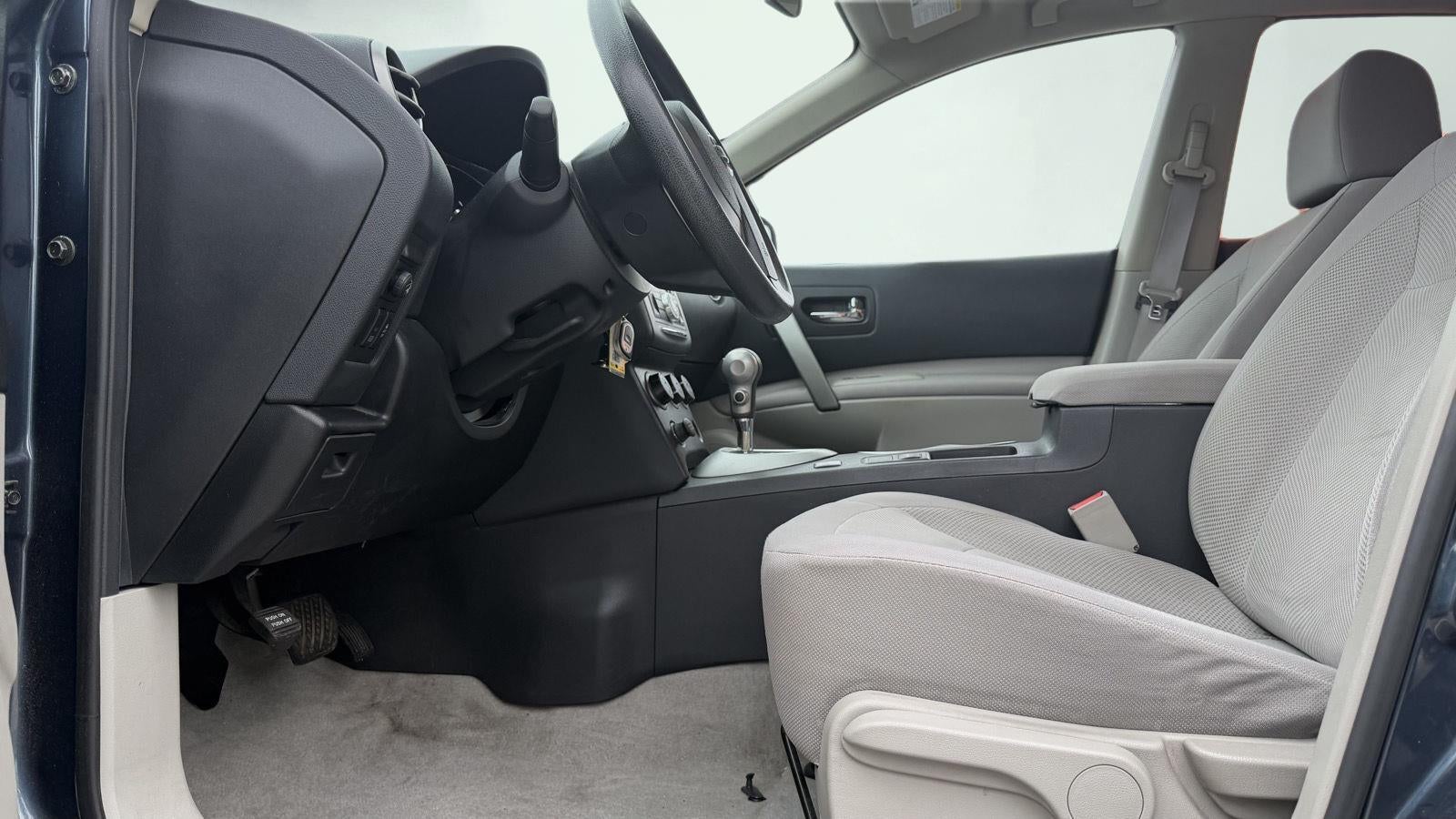 2013 Nissan Rogue S 14
