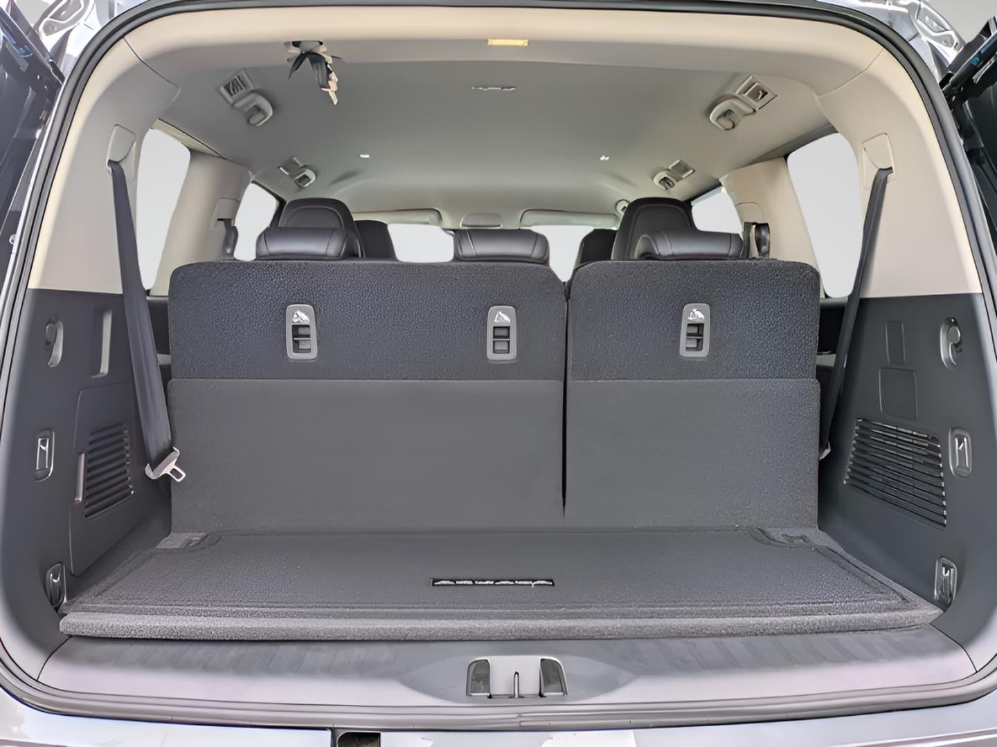 2026 Nissan Armada SV