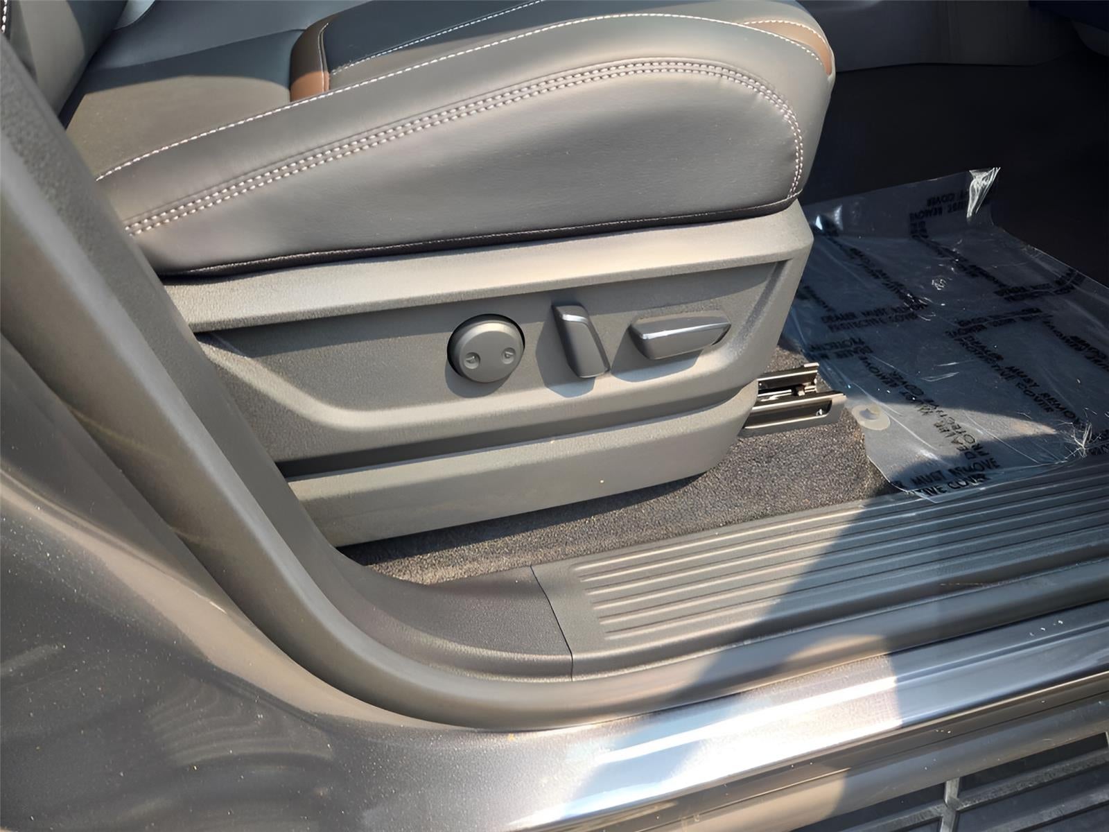 2026 Nissan Armada SL 5