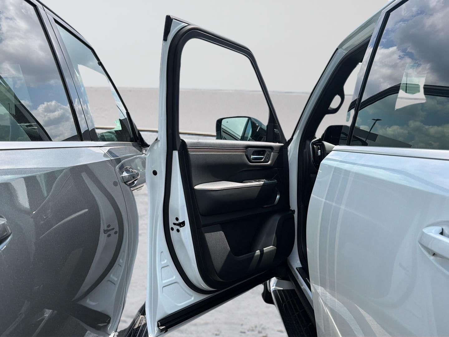 2026 Nissan Armada Platinum Reserve 6