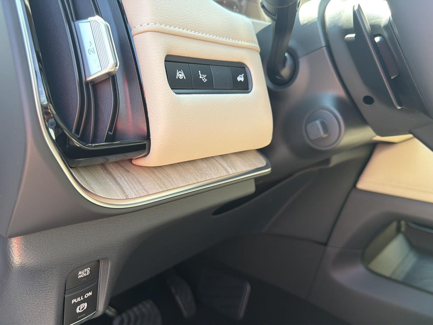2026 Nissan Armada Platinum Reserve 12