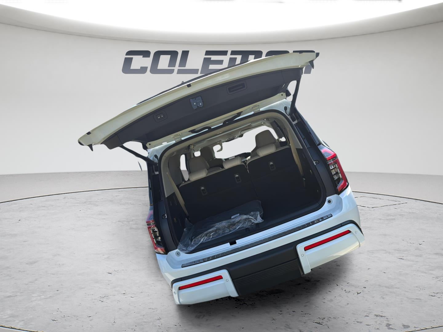 2026 Nissan Armada Platinum Reserve 38