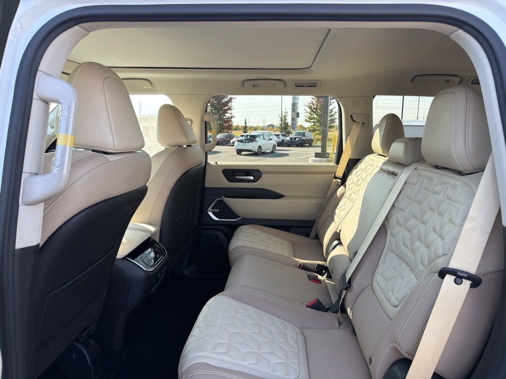 2027 Nissan Armada Platinum Reserve 13