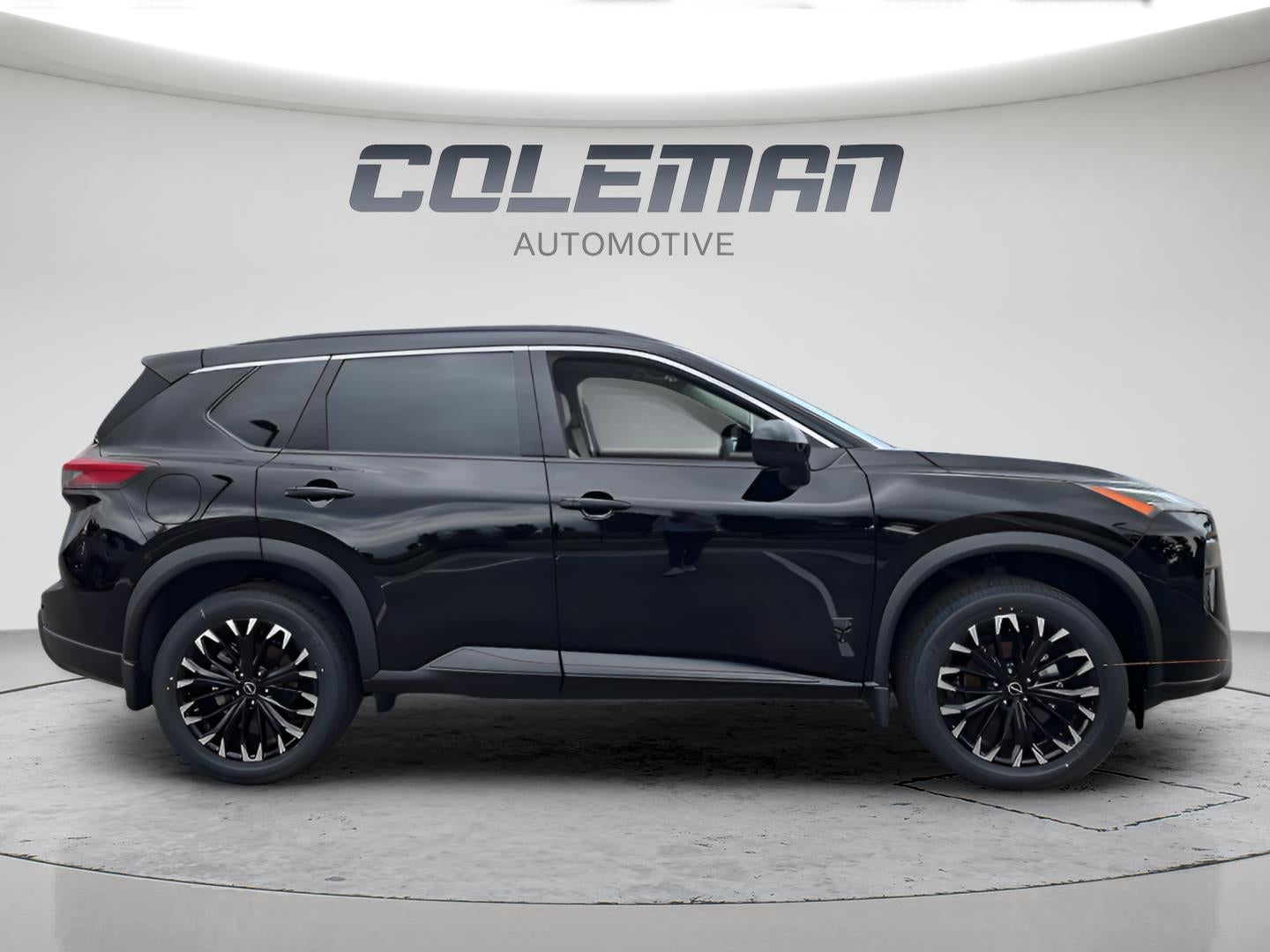 2026 Nissan Rogue Dark Armor 4