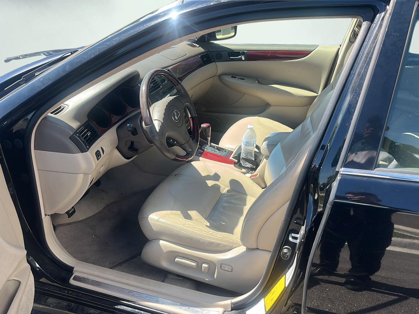 2002 Lexus ES 300 Sedan