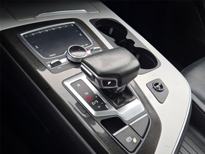 2019 Audi Q7 Premium