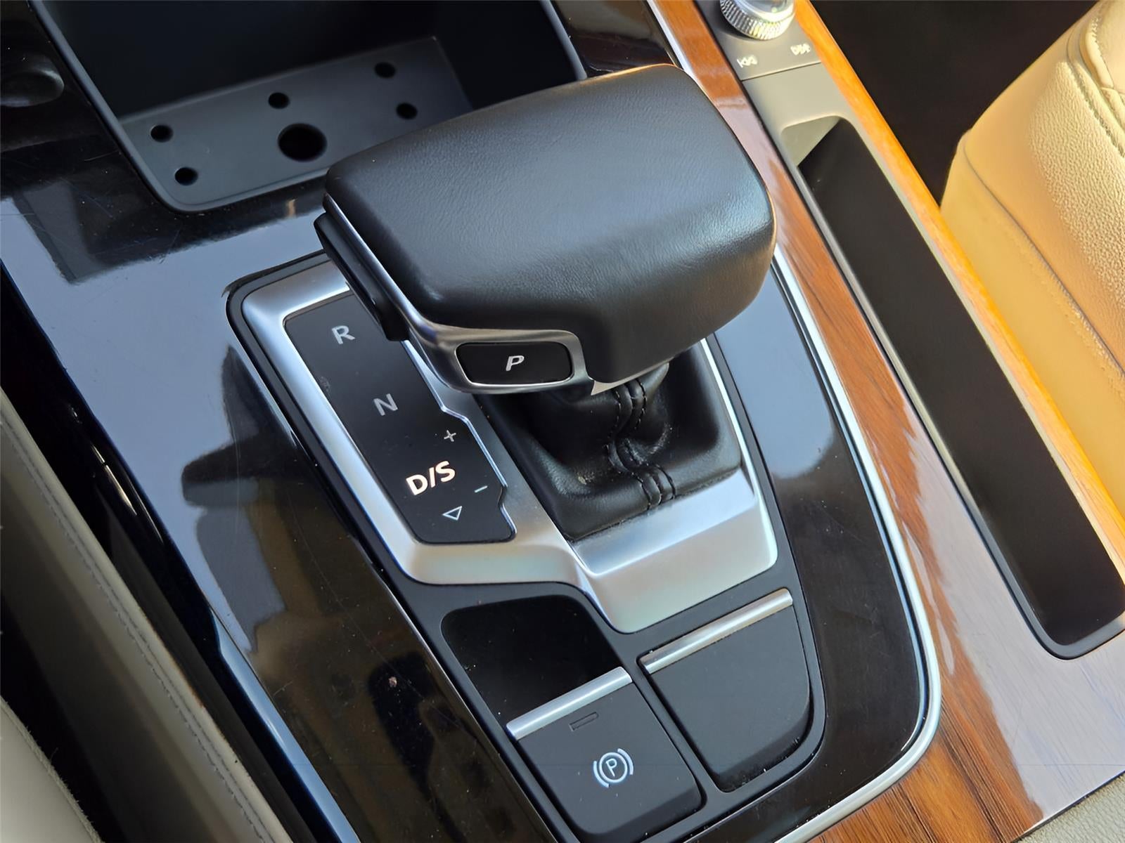 2023 Audi Q5 S line Premium Plus