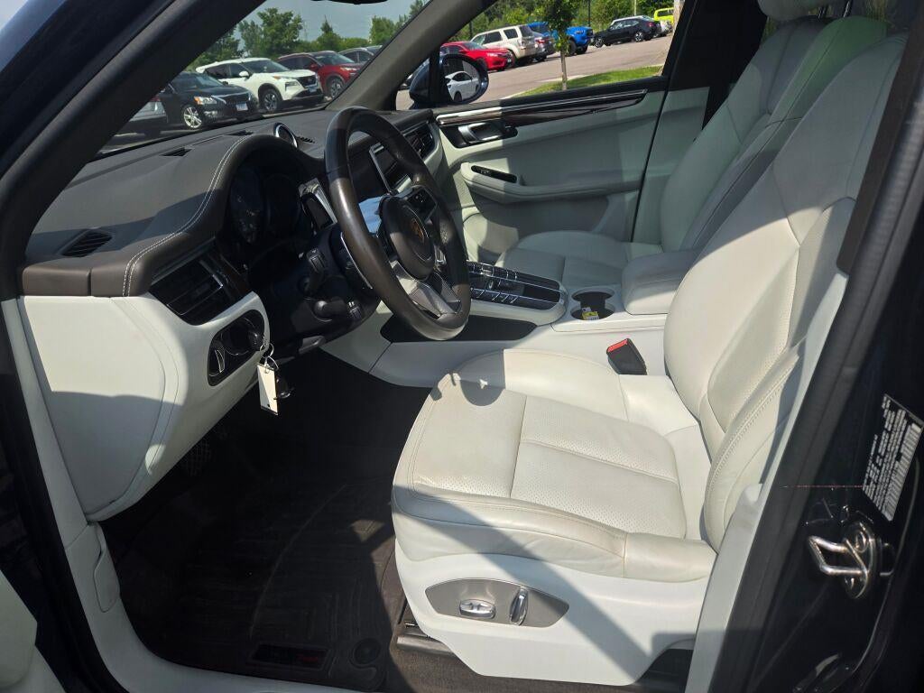 2019 Porsche Macan S