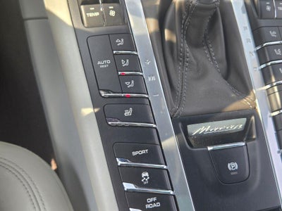 2019 Porsche Macan S